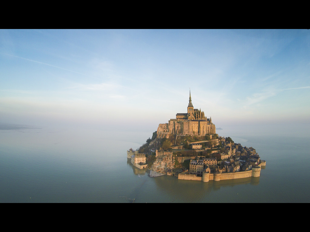 Illustration. Mont Saint-Michel Автобусная экскурсия. source asset.keepeek.com 2023-09-02